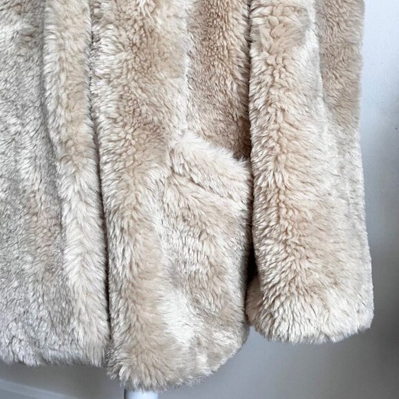 NWT FREE PEOPLE PRETTY PERFECT FAUX FUR COAT IN CREAM TEA - S - Picture 9 of 16